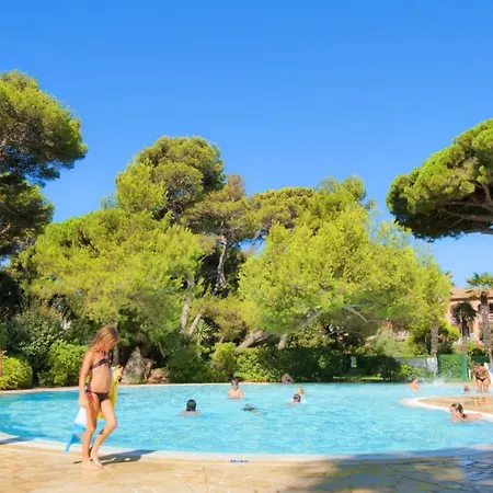 Apartment La Pinede 2/3p 6/7 Sv Hyeres
